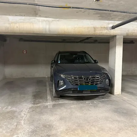 Elegant T2 Avec Terrasse A Sete, Parking Securise - Fr-1-338-627 Sète