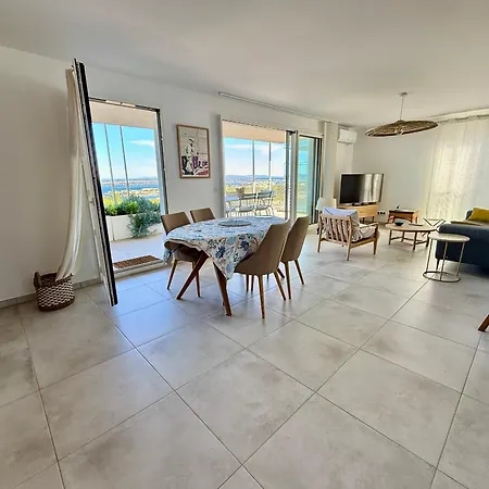 Elegant T2 Avec Terrasse A Sete, Parking Securise - Fr-1-338-627 Sète