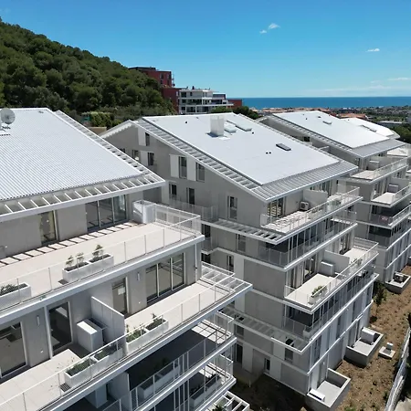 Elegant T2 Avec Terrasse A Sete, Parking Securise - Fr-1-338-627 * Sete